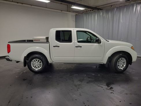 Used 2019 Nissan Frontier SV AWD/4WD image 10