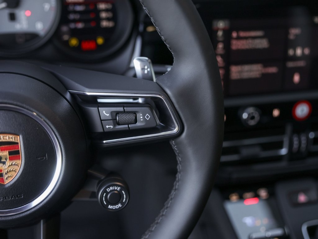 Certified 2026 Porsche Macan S AWD/4WD image 20