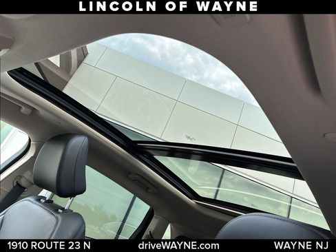 Certified 2023 Lincoln Nautilus Reserve w/ Equipment Group 201A AWD/4WD image 15