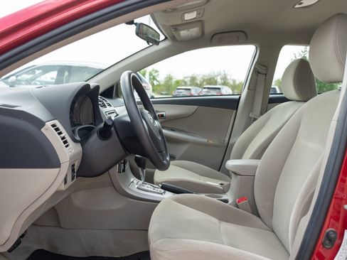 Used 2012 Toyota Corolla LE w/ Protection Pkg FWD image 7