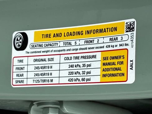 Used 2024 Chevrolet Trax RS FWD image 40