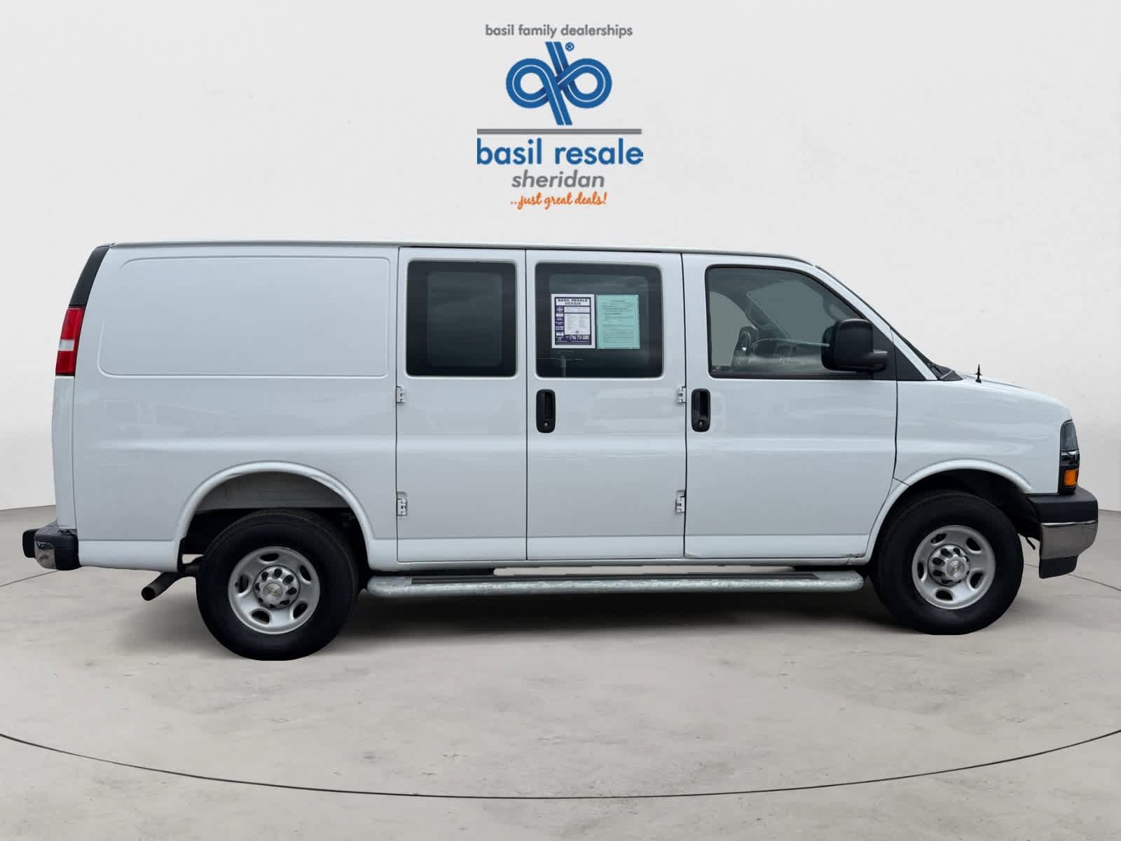 Used 2025 Chevrolet Express 2500 w/ Driver Convenience Package RWD image 8
