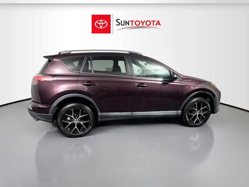 Used 2018 Toyota RAV4 SE w/ Power Extra Value Package image 2