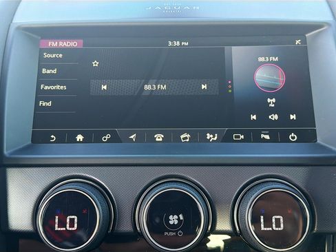 Used 2021 Jaguar F-TYPE Coupe image 27