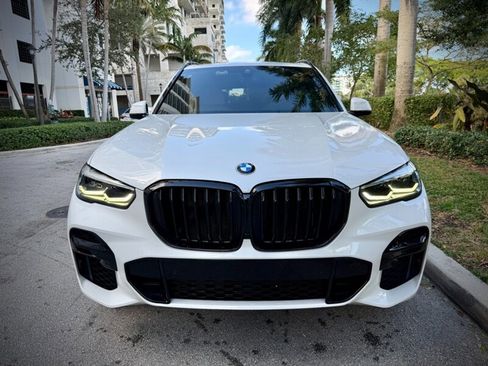 Used 2022 BMW X5 xDrive40i w/ M Sport Package image 14