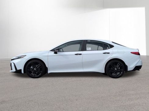 New 2026 Toyota Camry Hybrid w/ Multimedia Upgrade Package image 9