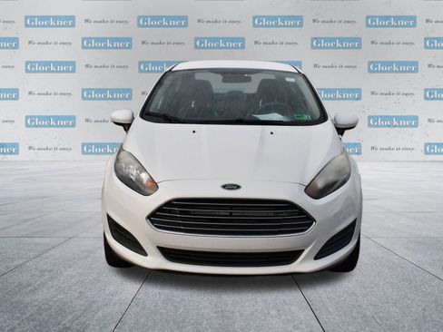 Used 2019 Ford Fiesta SE image 2