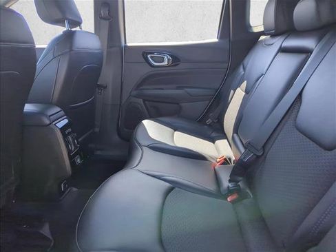 New 2026 Jeep Compass Latitude image 17