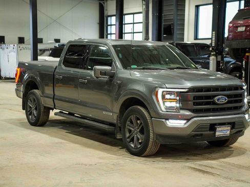 Used 2022 Ford F150 Lariat w/ Equipment Group 502A High image 3