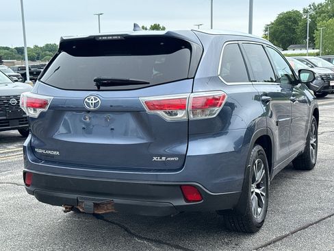 Used 2016 Toyota Highlander XLE AWD/4WD image 5