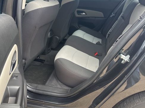 Used 2012 Chevrolet Cruze LS w/ Connectivity Package image 4