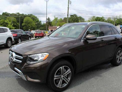 Used 2016 Mercedes-Benz GLC 300 4MATIC image 1