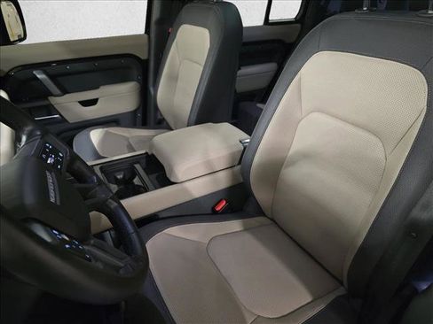Certified 2024 Land Rover Defender 110 X-Dynamic SE image 14