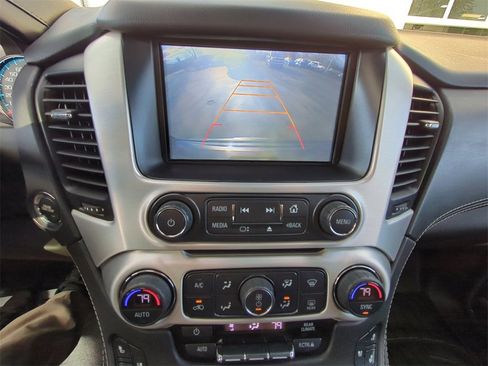 Used 2017 GMC Yukon SLT w/ Open Road Package image 19