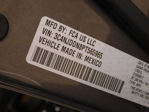 Used 2023 Jeep Compass Trailhawk image 25