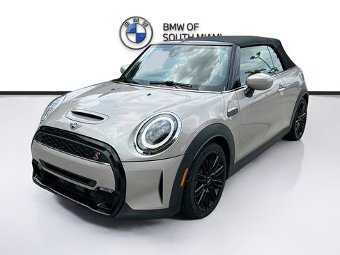 Used 2024 MINI Cooper S FWD image 3