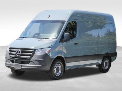 New 2025 Mercedes-Benz Sprinter 2500 image 3