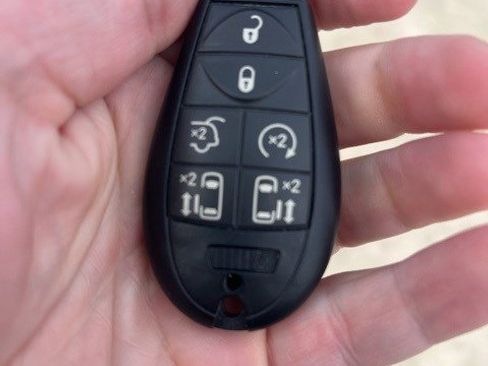 Used 2019 Dodge Grand Caravan SXT image 24