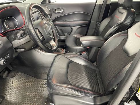 Used 2017 Jeep Compass Trailhawk w/ Navigation Group image 2