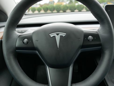Used 2023 Tesla Model 3 Long Range AWD/4WD image 25