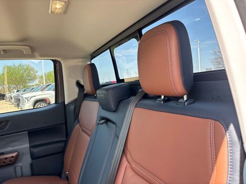 Used 2024 Ford Maverick Lariat image 26