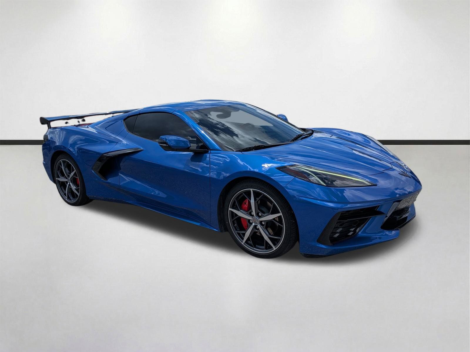 Used 2022 Chevrolet Corvette Stingray Preferred Cpe w/ Battery Protection Package RWD image 2