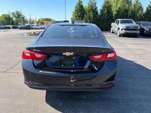 Used 2016 Chevrolet Malibu LT FWD image 4