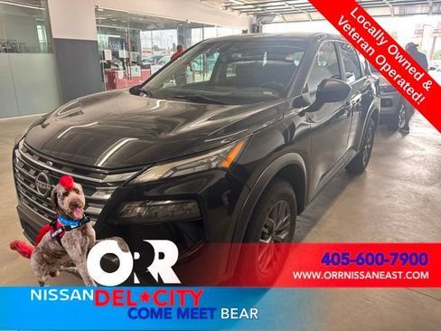 Used 2024 Nissan Rogue S AWD/4WD image 1