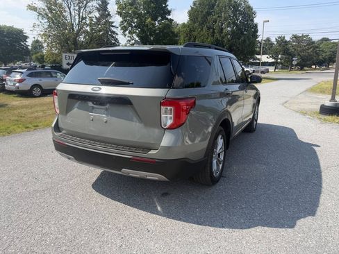 Used 2020 Ford Explorer XLT w/ Equipment Group 202A AWD/4WD image 5
