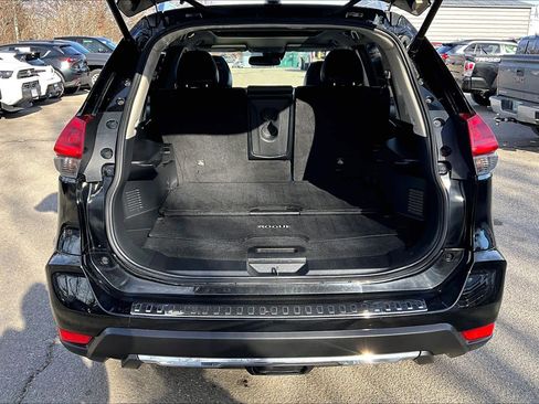 Used 2018 Nissan Rogue SL w/ Premium Package image 30