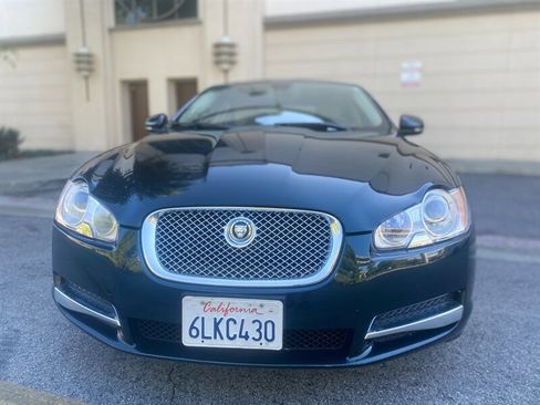 Used 2010 Jaguar XF Luxury image 15