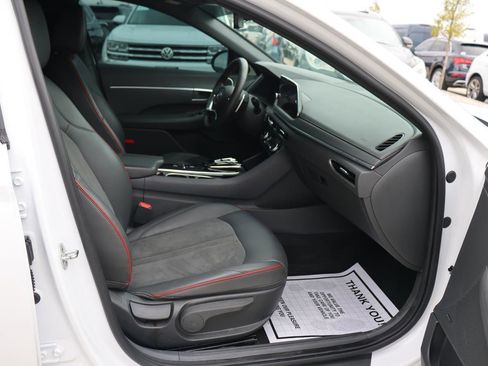 Used 2021 Hyundai Sonata SEL Plus w/ Tech Package image 13