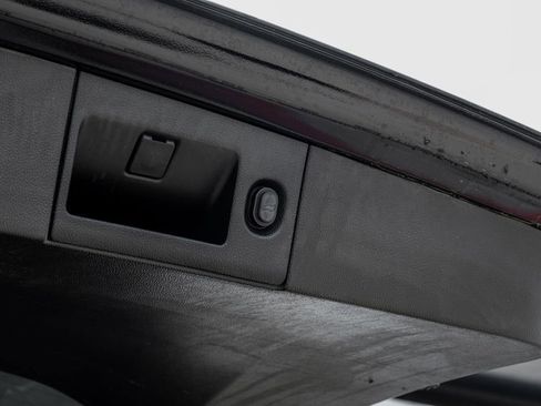 Used 2019 Cadillac Escalade Luxury AWD/4WD image 60