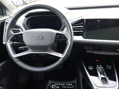 Used 2023 Audi Q4 e-tron Premium Plus w/ Premium Plus image 10