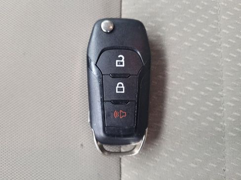 Used 2018 Ford EcoSport S FWD image 32