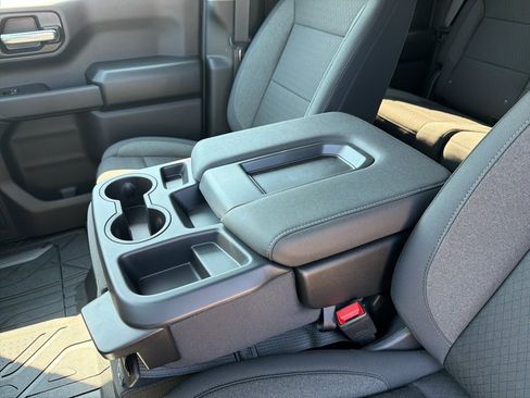 New 2026 Chevrolet Silverado 1500 Custom RWD image 33