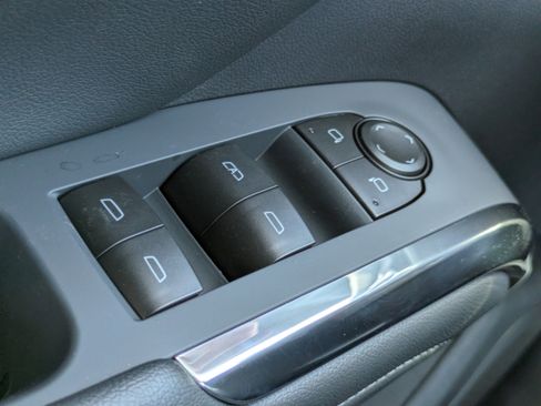 New 2026 Chevrolet Traverse LT FWD image 16