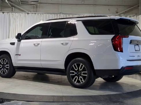 Used 2023 GMC Yukon AT4 w/ Technology Package image 8