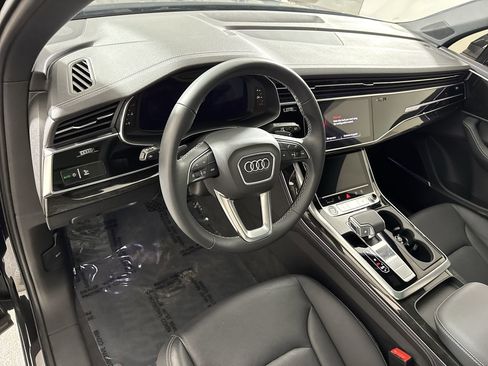 Used 2025 Audi Q7 3.0T Premium Plus w/ Premium Plus Package image 9