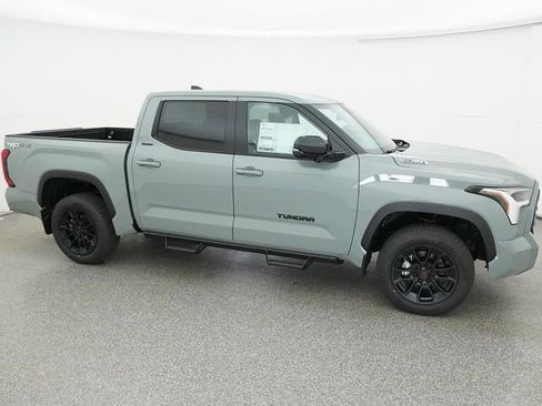 New 2025 Toyota Tundra Limited image 12