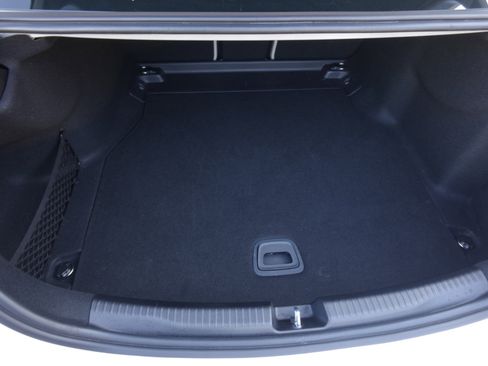 Used 2022 Mercedes-Benz C 300 4MATIC Sedan image 22