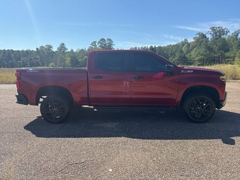 Used 2022 Chevrolet Silverado 1500 LT Trail Boss w/ Bed Protection Package image 7