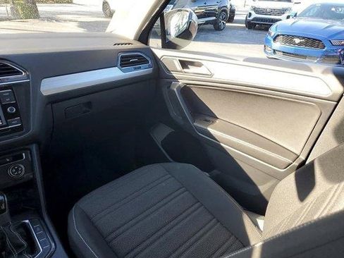 Certified 2022 Volkswagen Tiguan S image 14