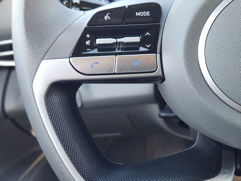 Used 2024 Hyundai Elantra SEL image 27