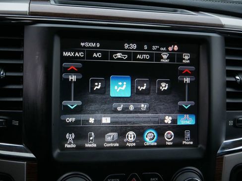 Used 2017 RAM 1500 Laramie w/ Convenience Group image 31