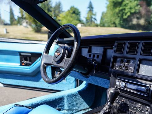 Used 1988 Chevrolet Corvette Convertible RWD image 48
