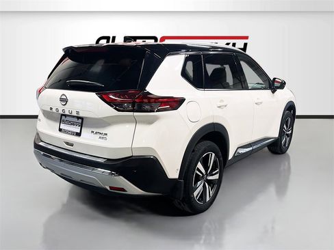 Used 2023 Nissan Rogue Platinum w/ Platinum Premium Package image 7