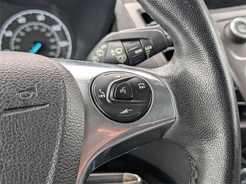 Used 2022 Ford Transit Connect XLT image 28