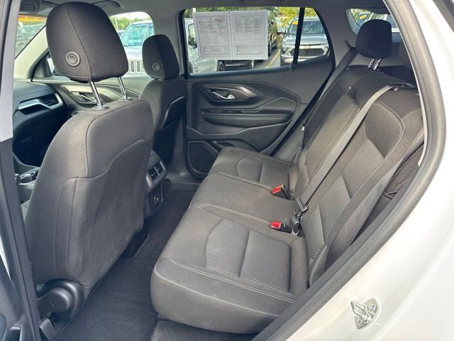 Used 2024 GMC Terrain SLE FWD image 18