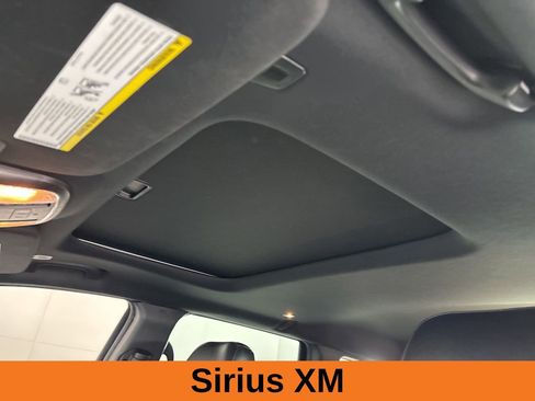 Used 2022 Jeep Grand Cherokee Limited image 11